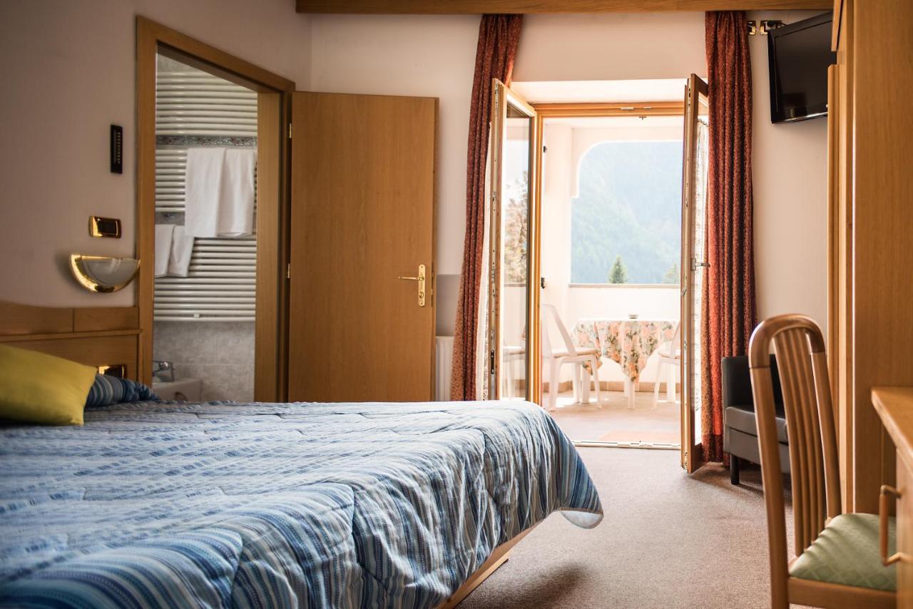 Hotel Sonne Sole ヴィーゴ・ディ・ファッサ エクステリア 写真
